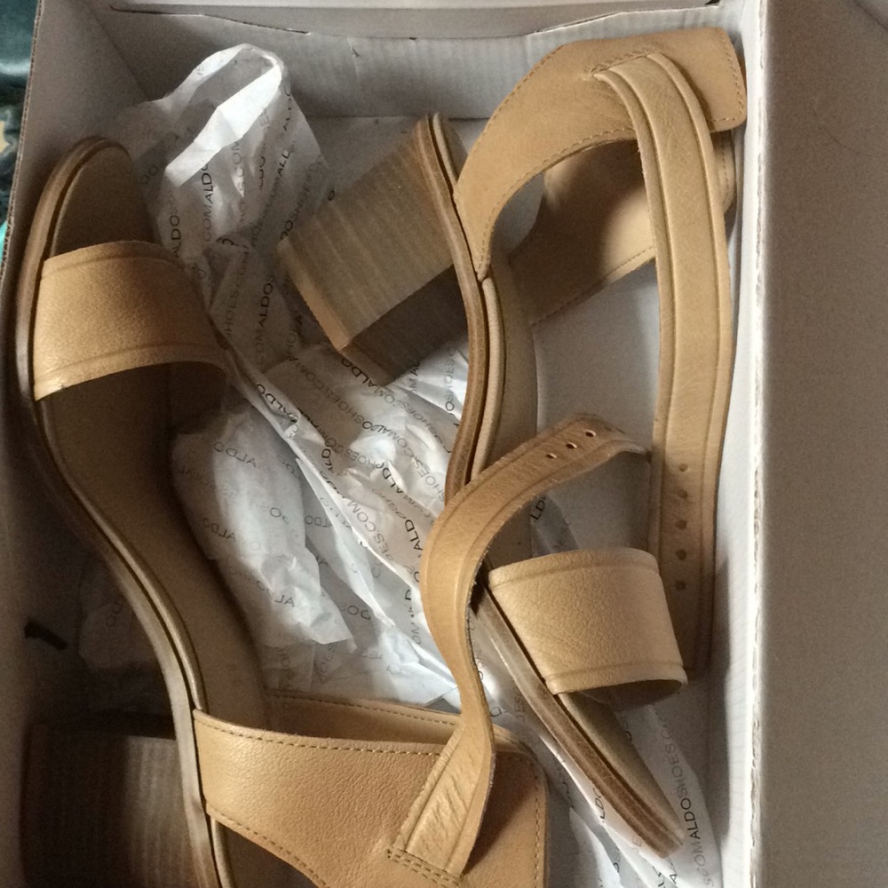 Aldo Dezi Size 8